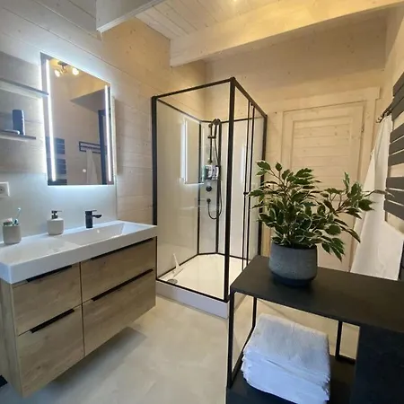 Elmo Modern Retreat בית נופש *